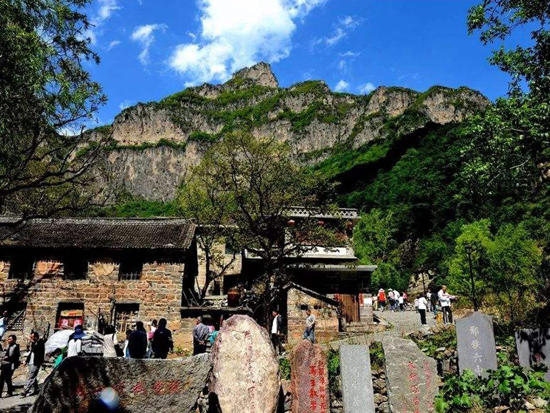 万仙山郭亮影视村