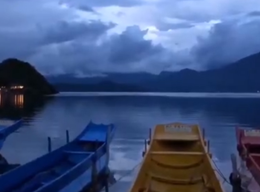 静谧的泸沽湖